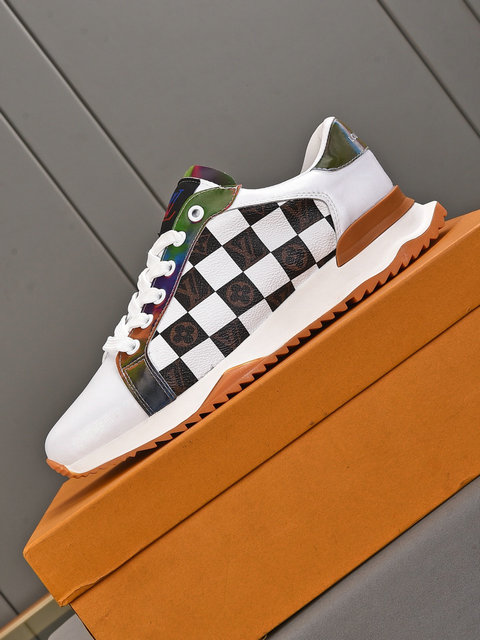 men LV shoes-013